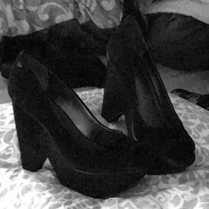 Calvin Klein very pretty wedge dress shoe